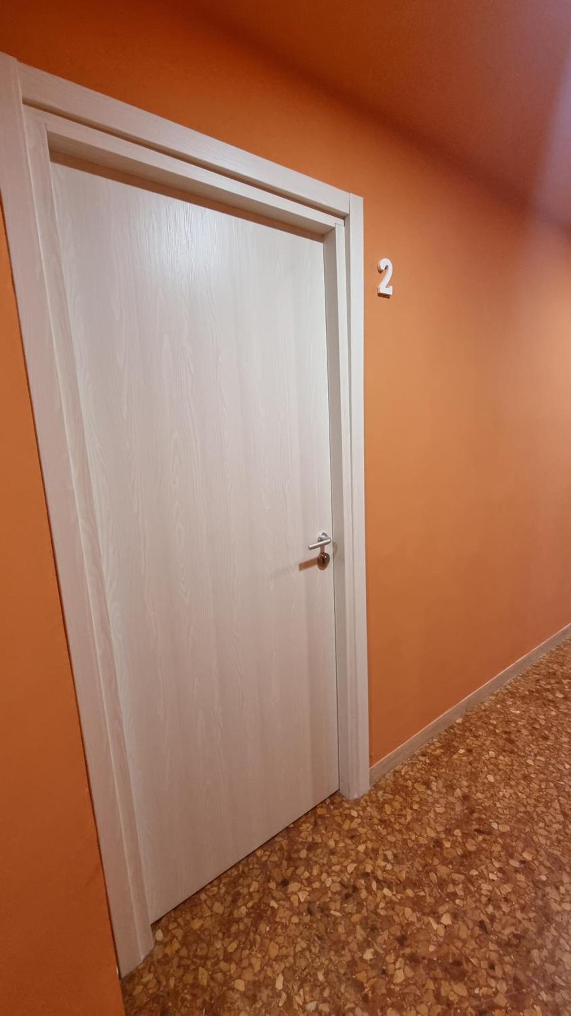Bam Bam Tiburtina Guesthouse Рим Экстерьер фото