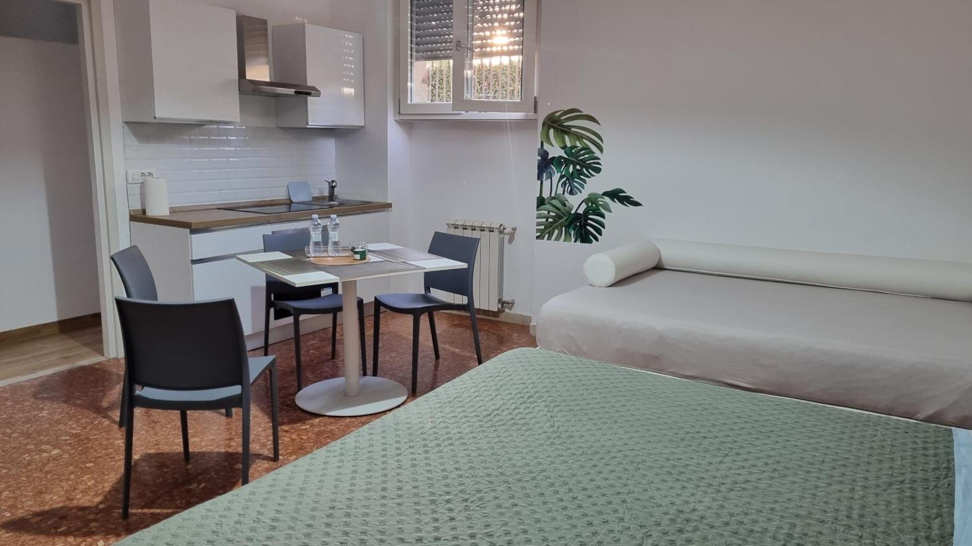Bam Bam Tiburtina Guesthouse Рим Экстерьер фото
