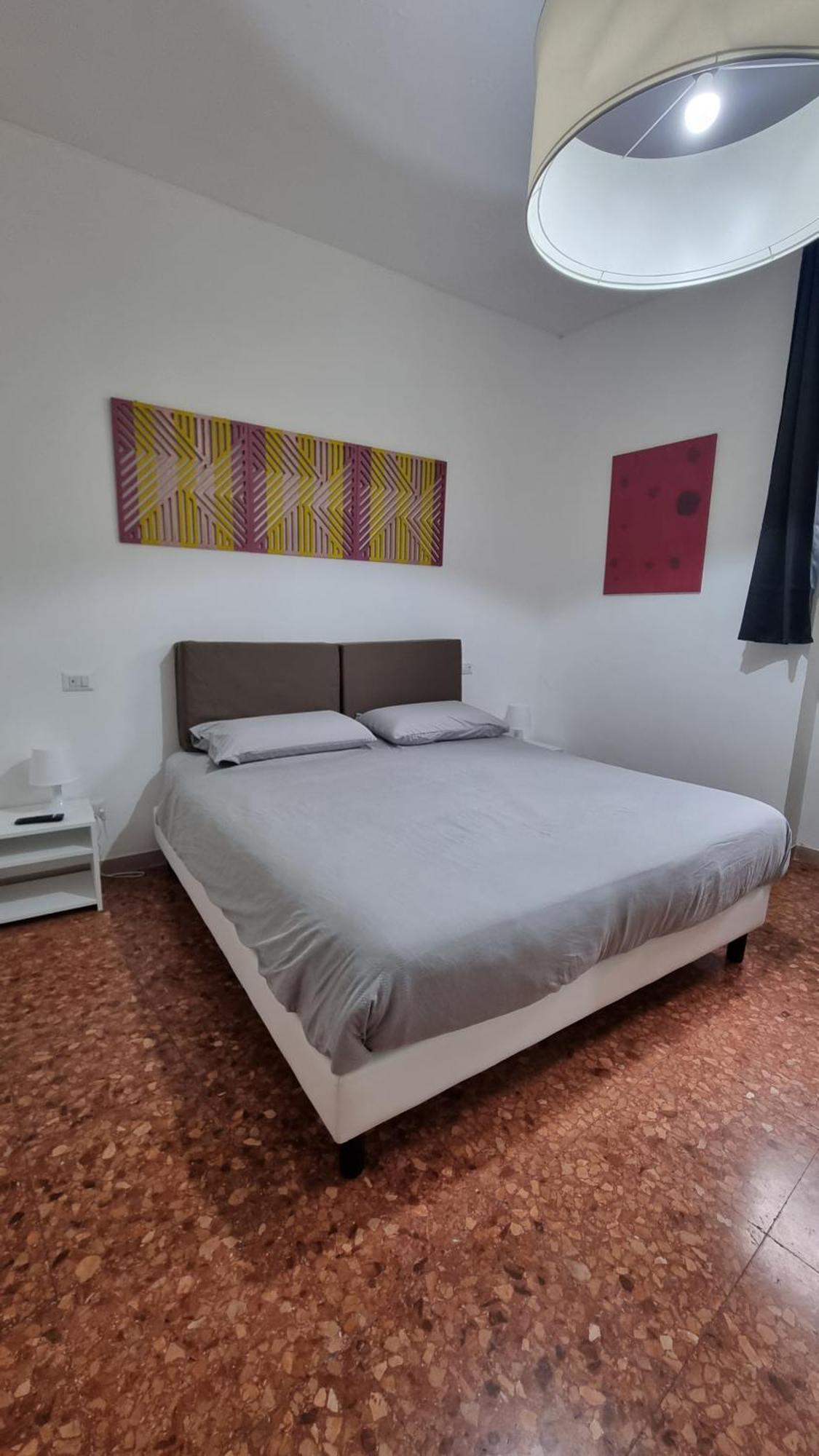 Bam Bam Tiburtina Guesthouse Рим Номер фото