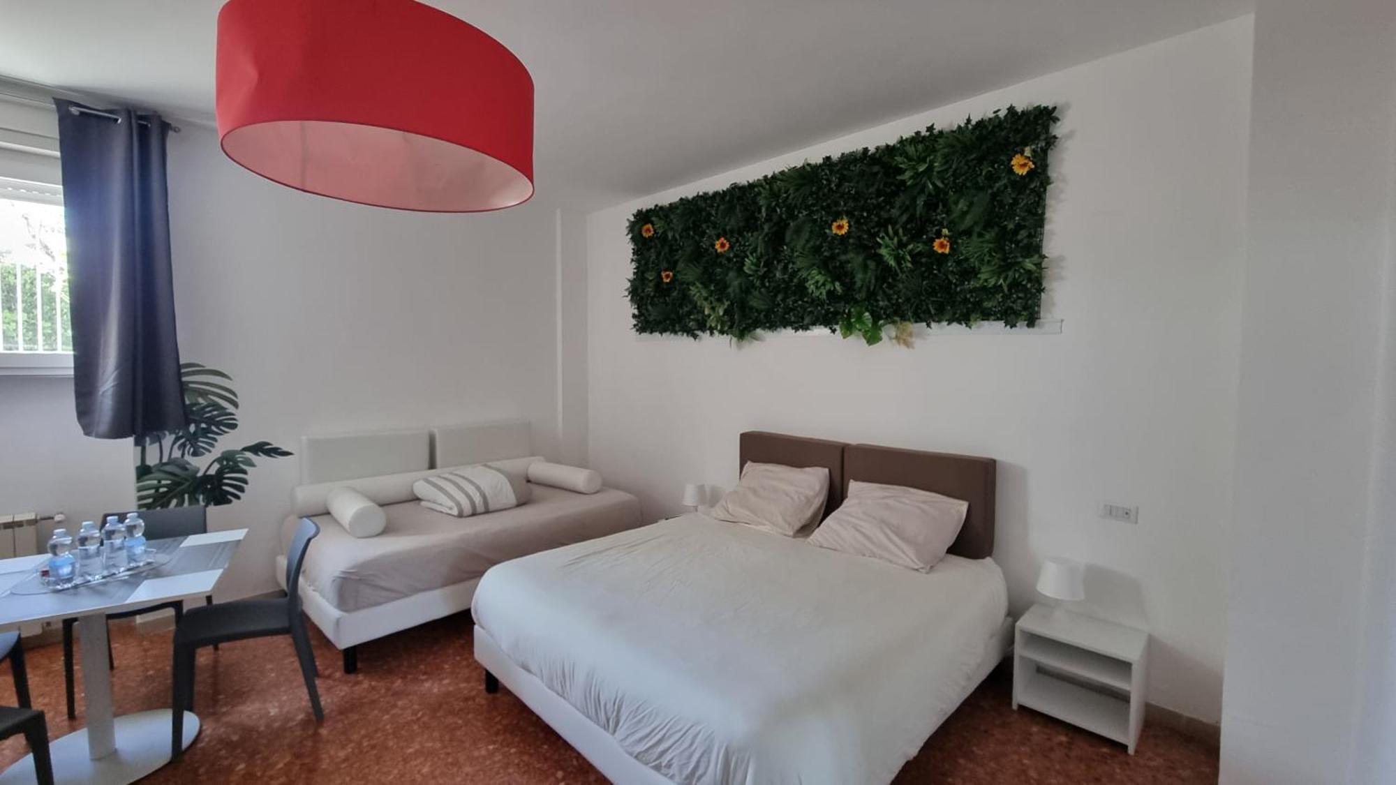 Bam Bam Tiburtina Guesthouse Рим Экстерьер фото