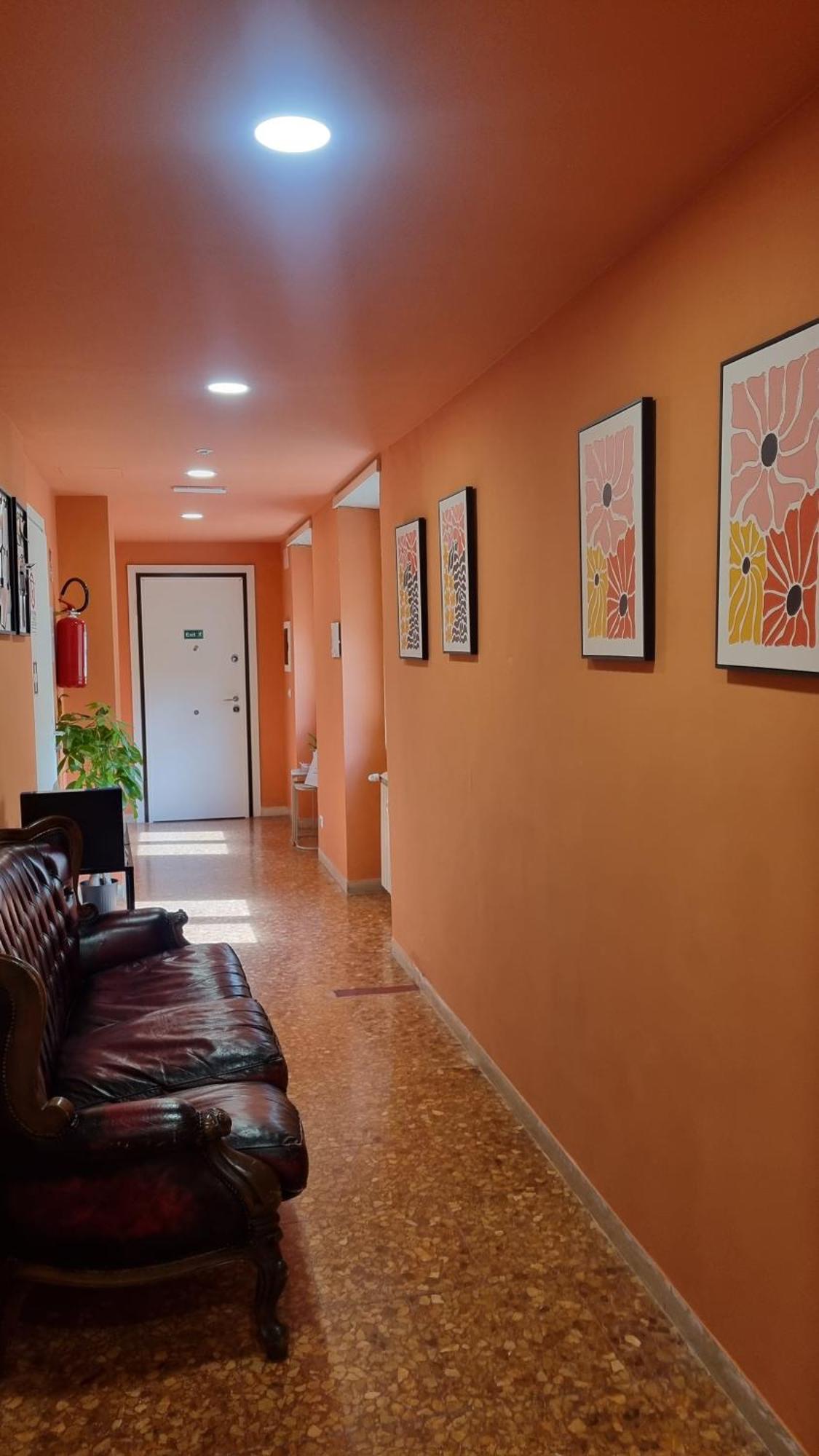 Bam Bam Tiburtina Guesthouse Рим Экстерьер фото